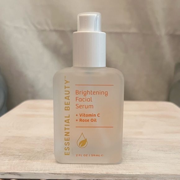 Natural Beauty Brightening Facial Serum - Picture 1 of 4